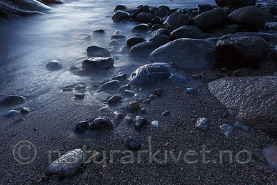 KA_140417_2300