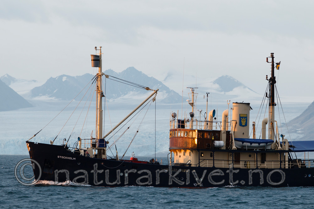KA_130818_3852