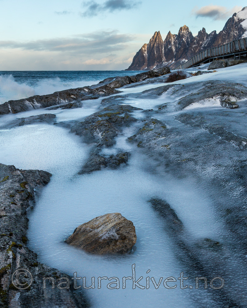 KA_150207_36