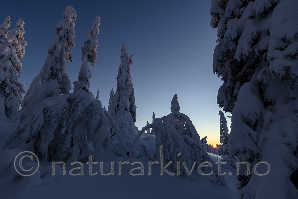 KA_210105_25