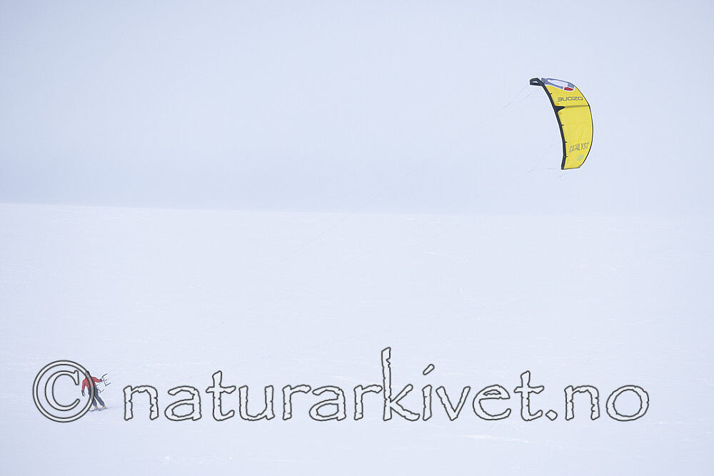 KA_220226_12